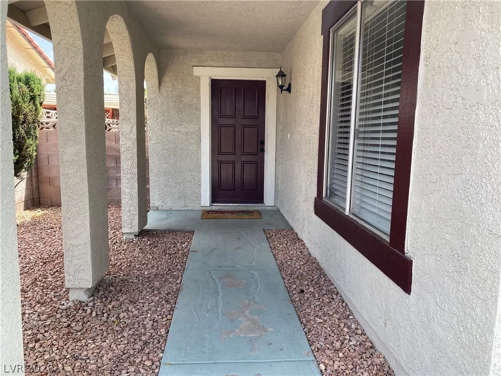 3988 Topawa Drive — photo 2