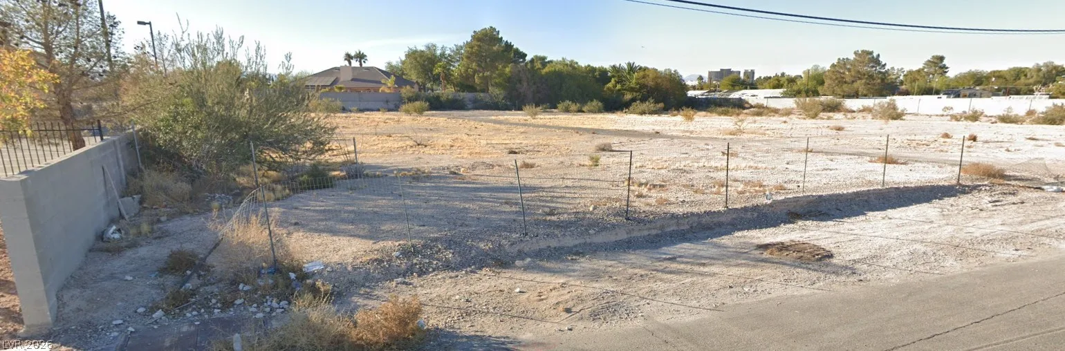 Gilespie Street — photo 2