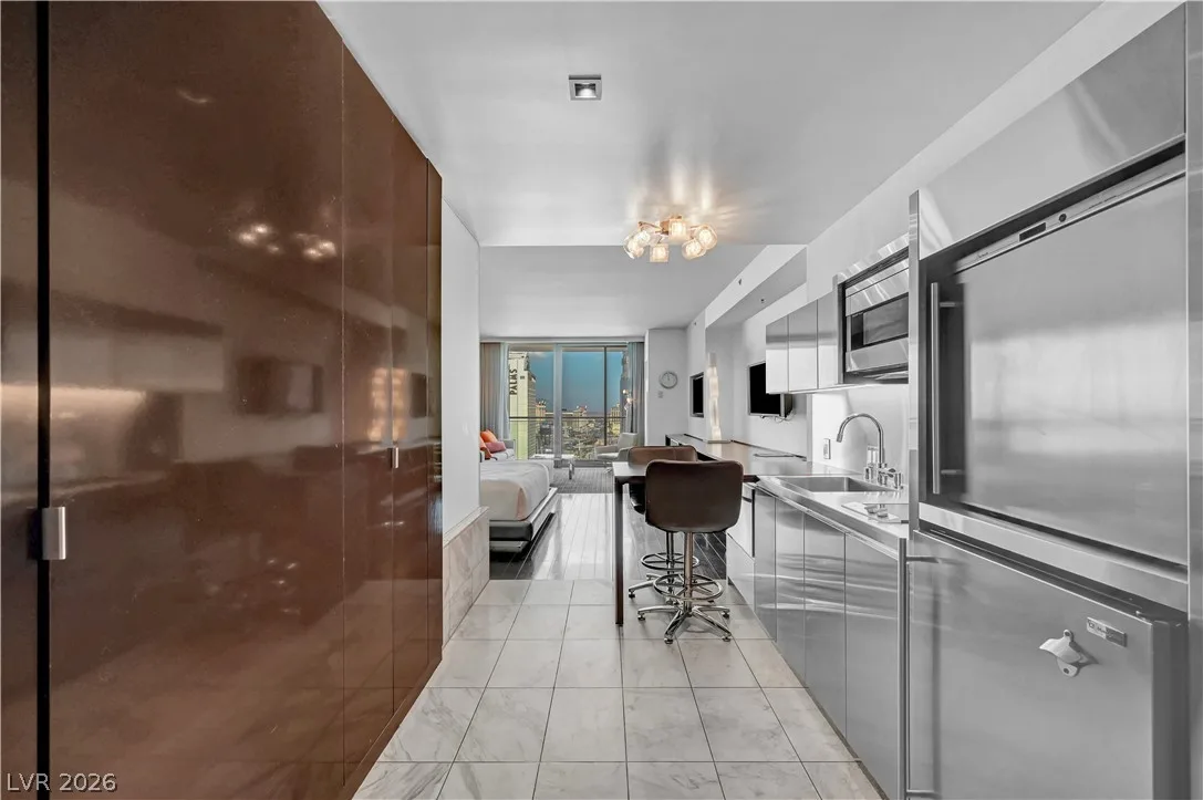 4381 West Flamingo Road 2510 — photo 4