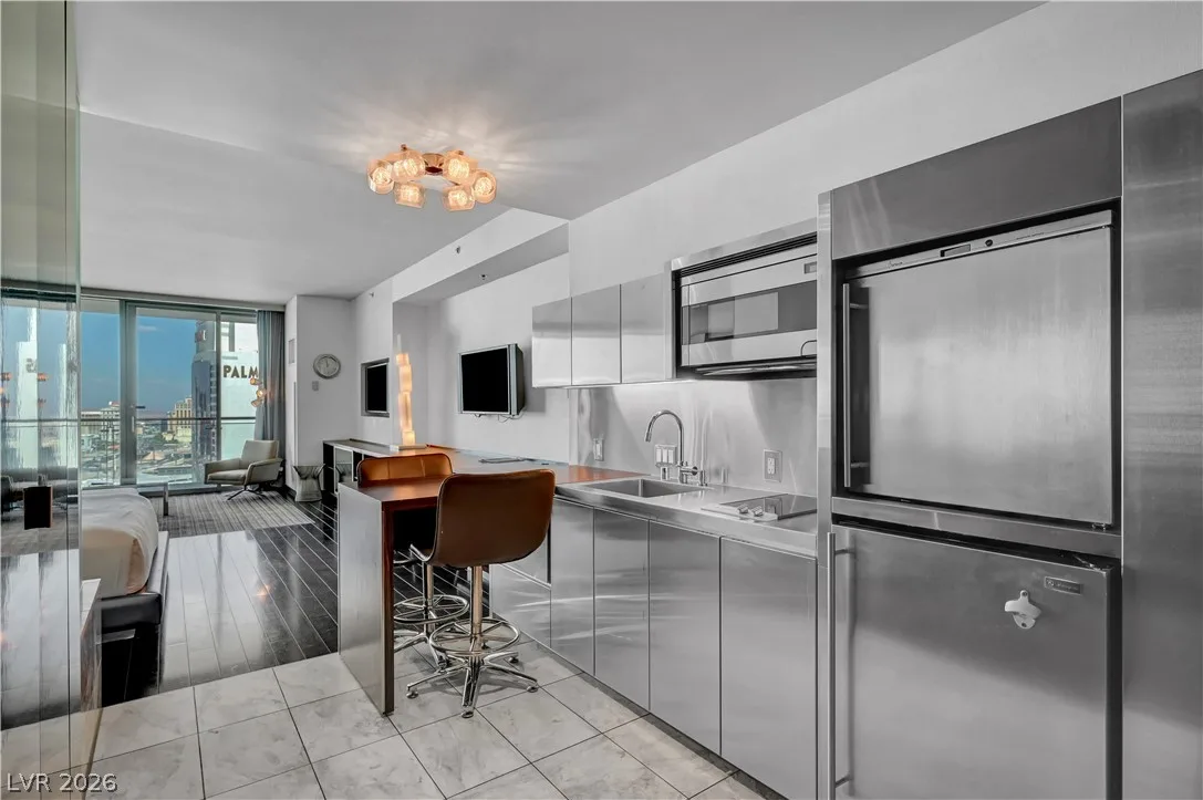 4381 West Flamingo Road 2510 — photo 5