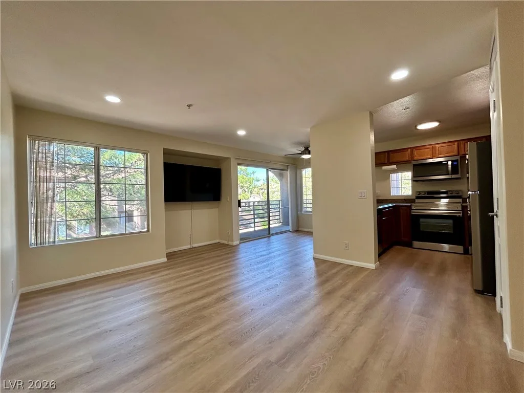 2101 Sealion Drive 205 — photo 5