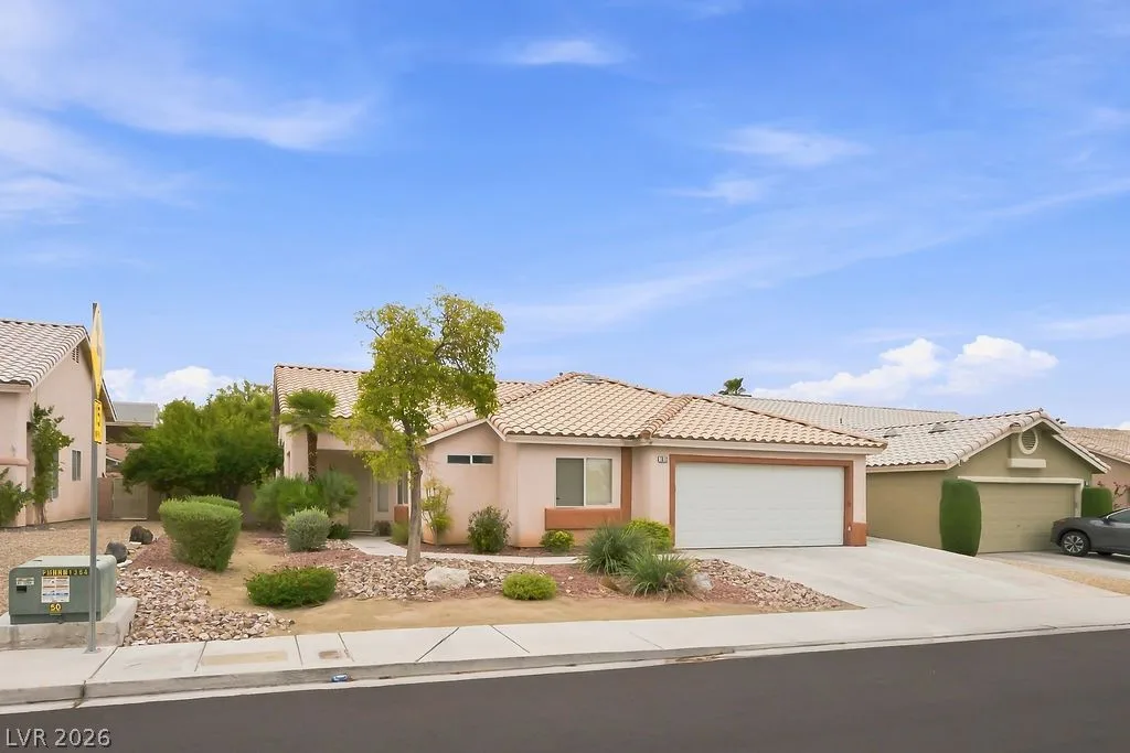 7812 SILVER MALLARD Avenue — photo 1