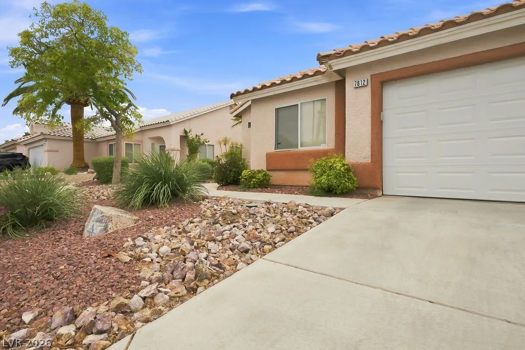 7812 SILVER MALLARD Avenue — photo 3