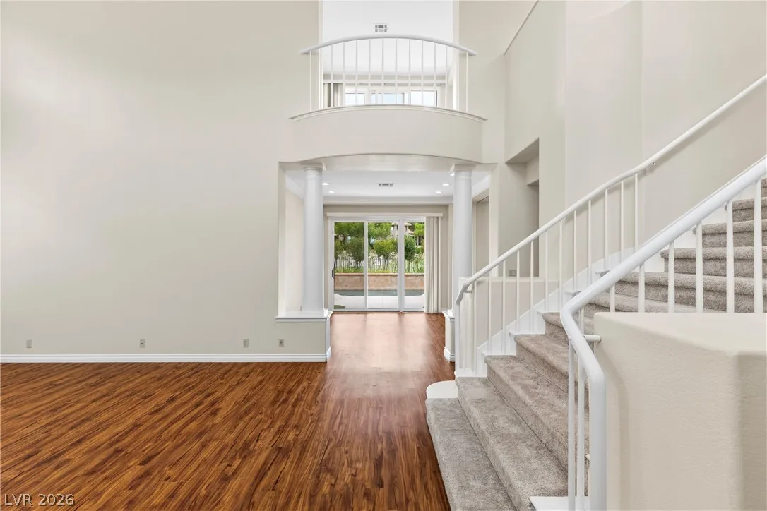 8490 Carmel Ridge Court — photo 4