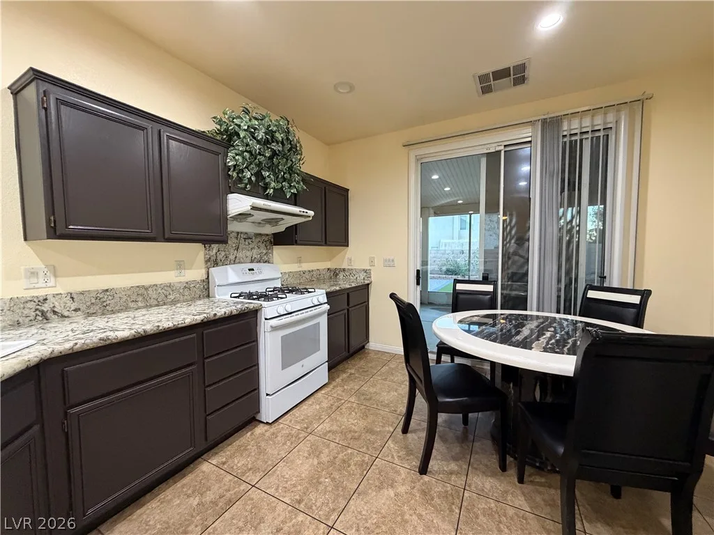 8189 Shellstone Avenue — photo 2