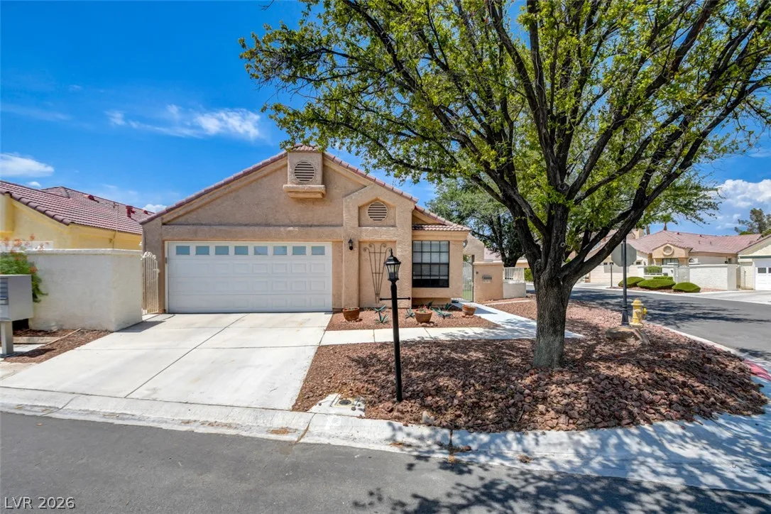 5257 Crooked Valley Drive — photo 1