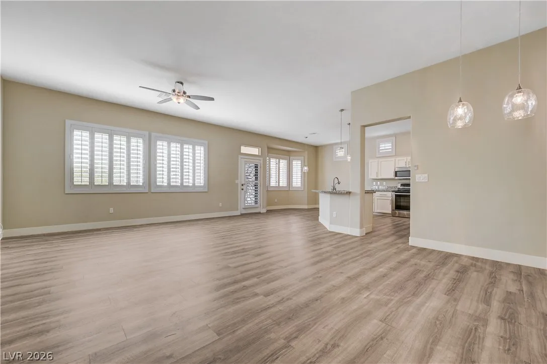10317 Eagle Vale Avenue — photo 5