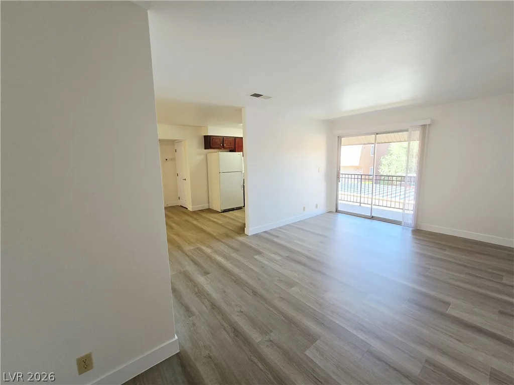 5020 Indian River Drive 430 — photo 4