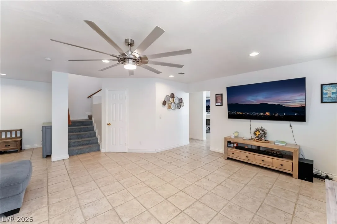 4140 Hazelridge Drive — photo 5