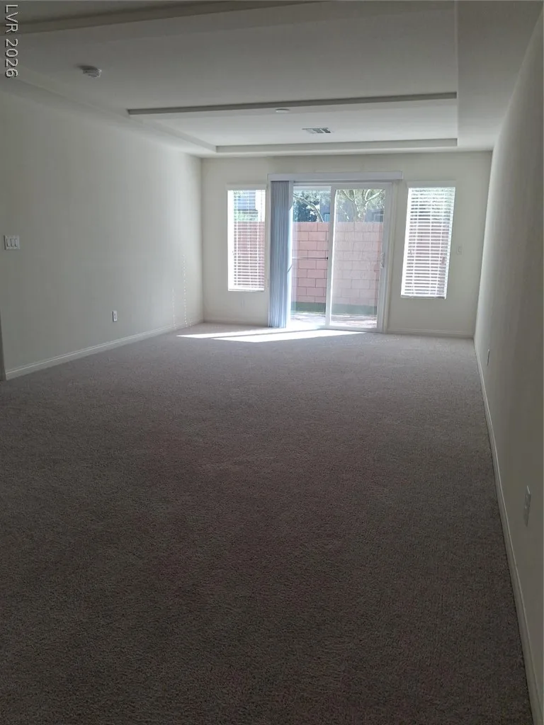 6369 Luna Rosa Avenue — photo 4