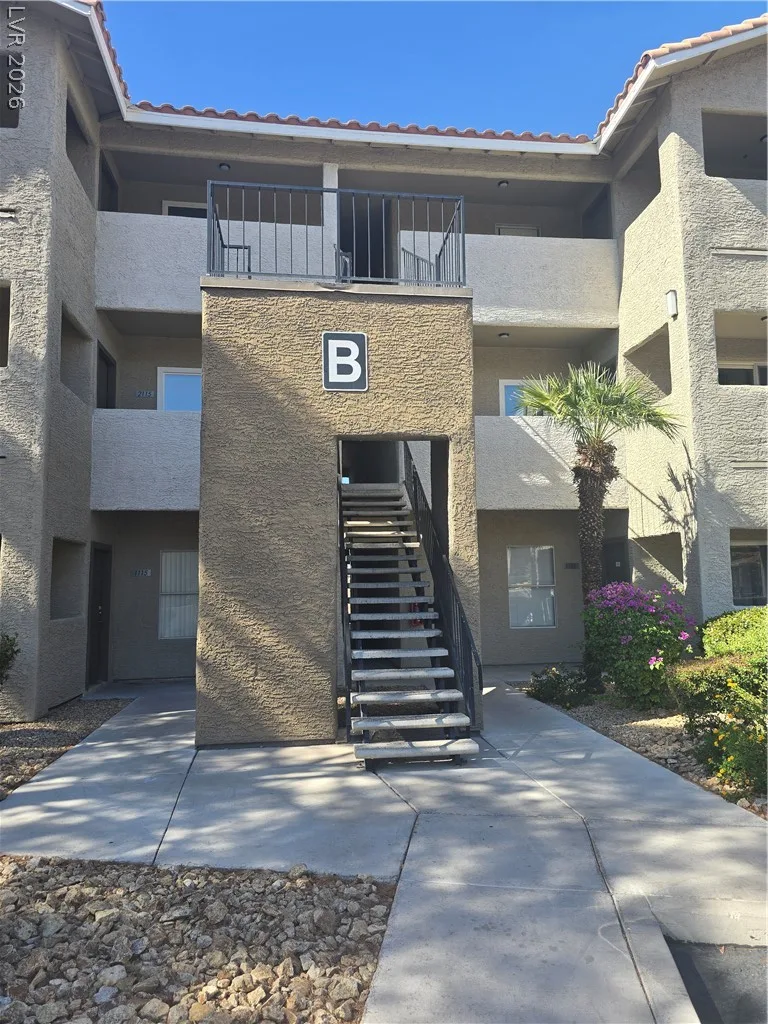 4200 South Valley View Boulevard 2117 — photo 2
