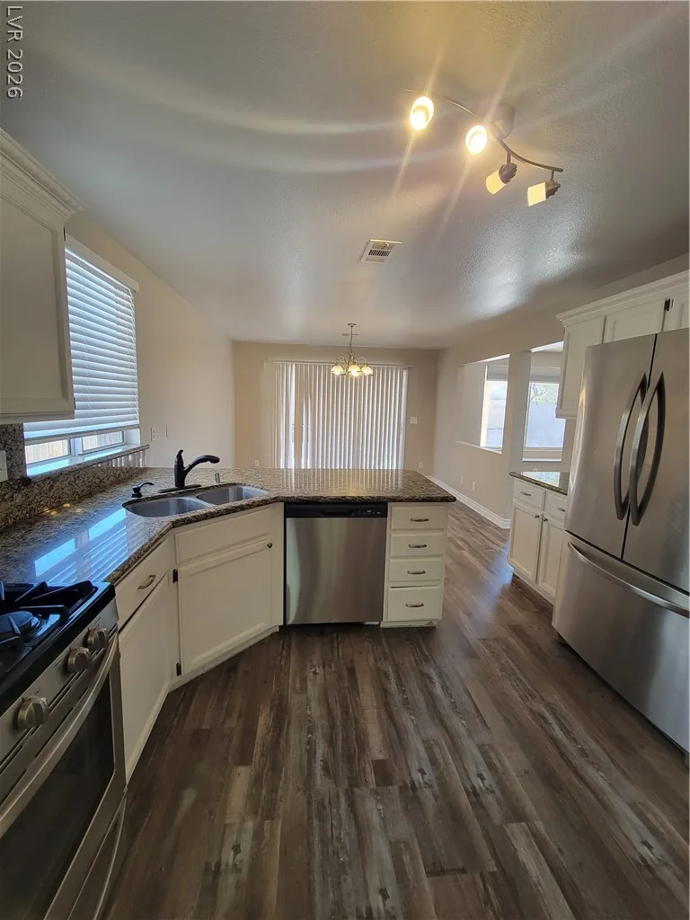 8218 Tone Street — photo 5