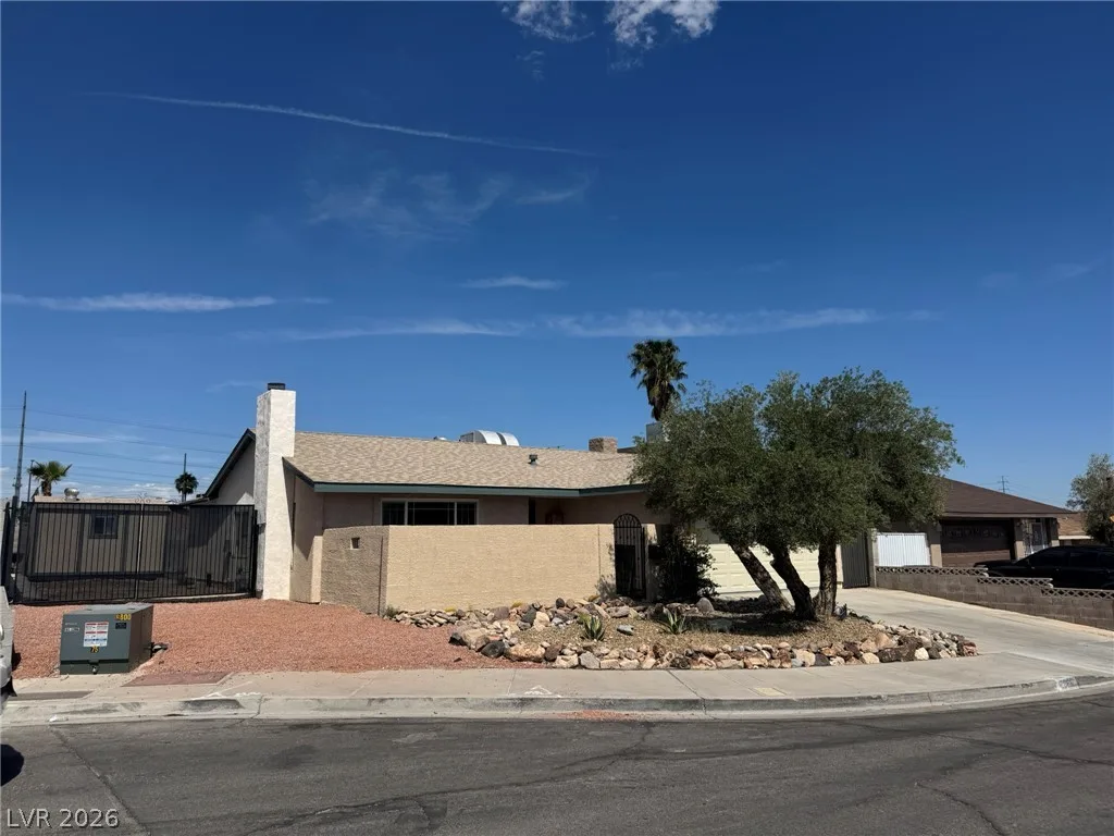 7066 Pinebrook Court — photo 1