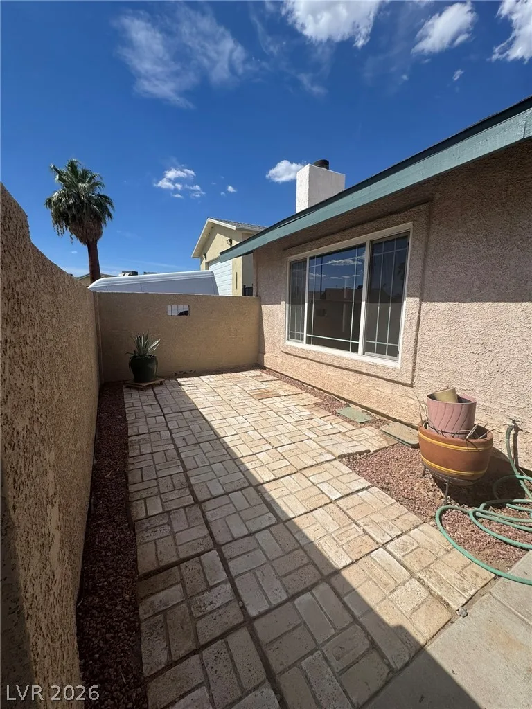 7066 Pinebrook Court — photo 2