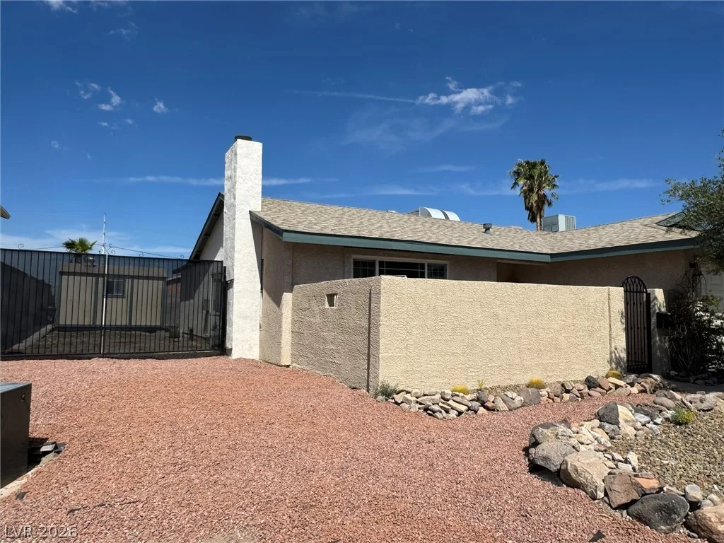 7066 Pinebrook Court — photo 4