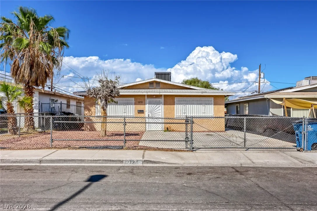 1272 Lawry Avenue — photo 1