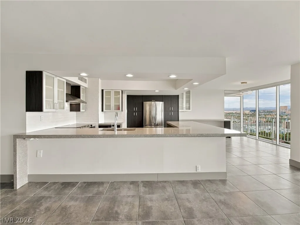 3111 Bel Air Drive 24A — photo 5