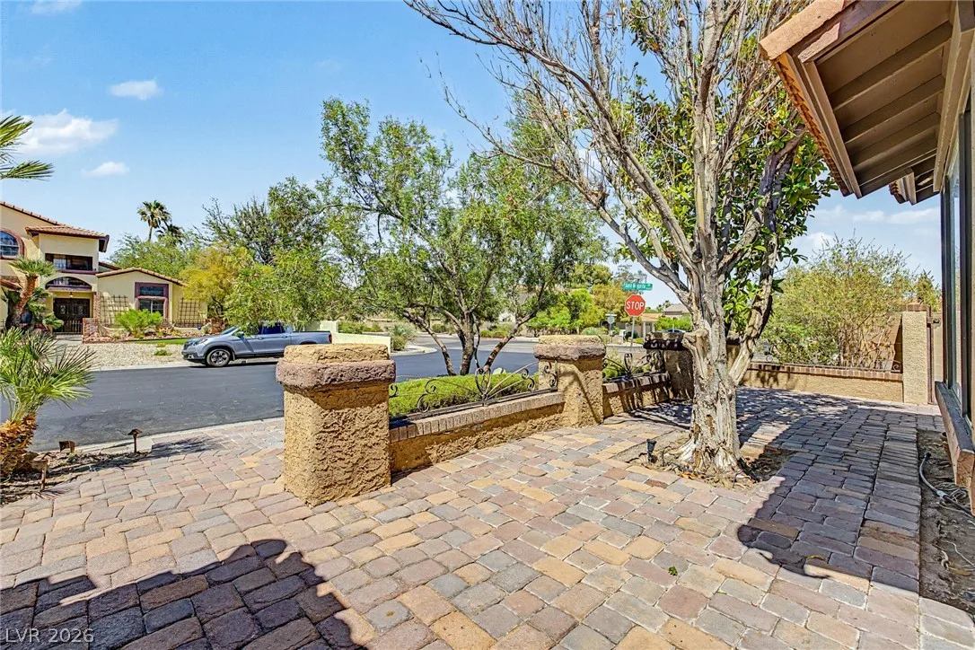 6815 Trinity Court — photo 3
