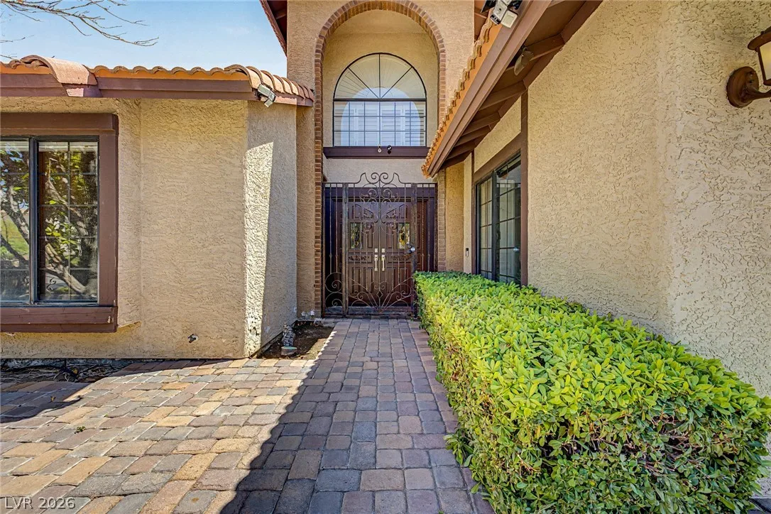6815 Trinity Court — photo 4