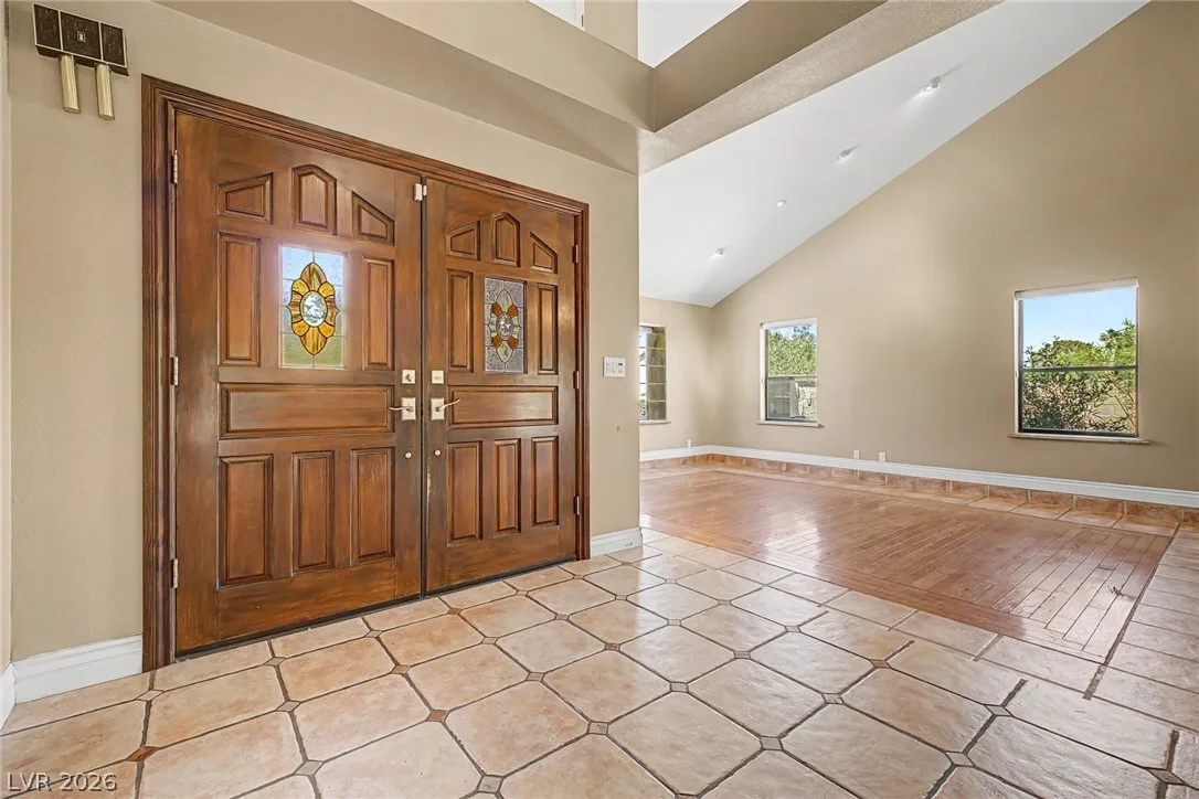 6815 Trinity Court — photo 5