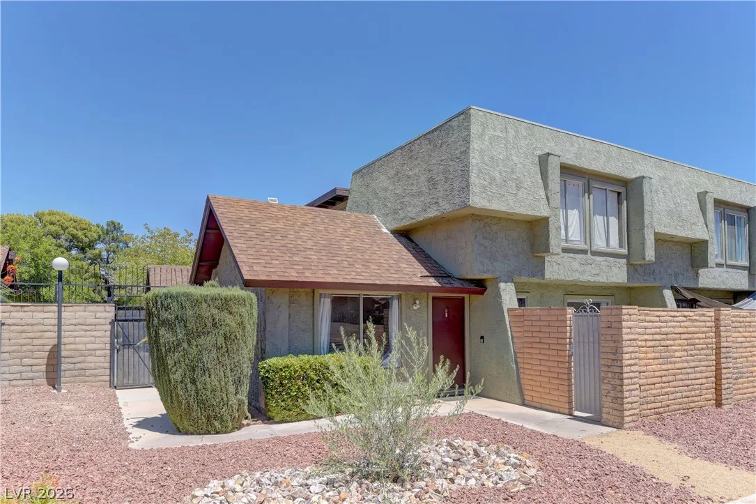 4441 Sirius Avenue — photo 1