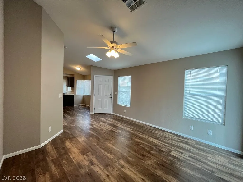 6633 LUND Drive — photo 3