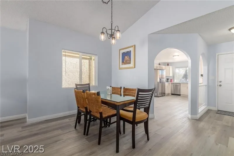 1900 Cameron Street — photo 5