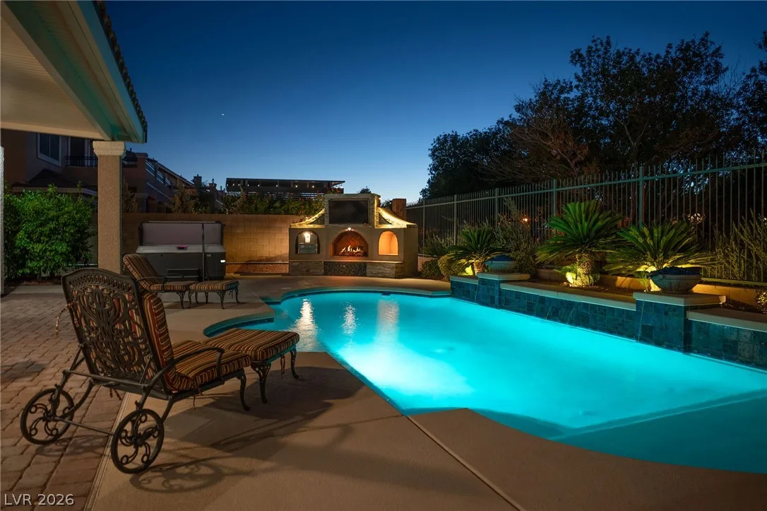 4474 Grey Spencer Drive — photo 3
