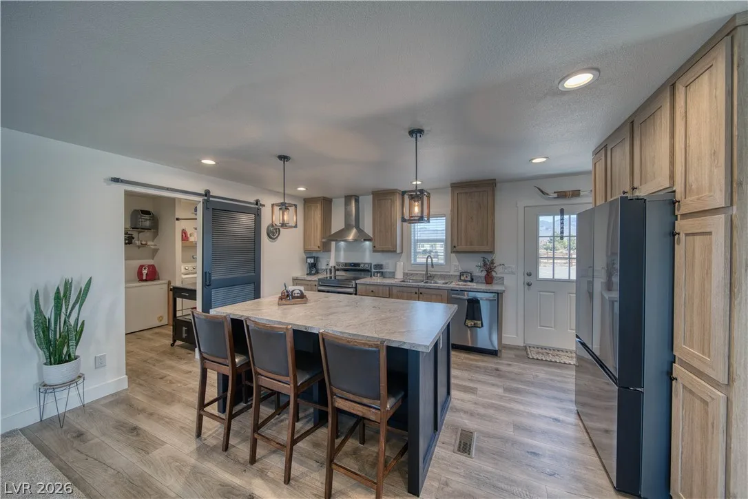 1380 Lanette Circle — photo 3