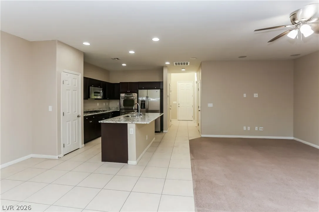 10320 Pima Crossing Avenue — photo 4