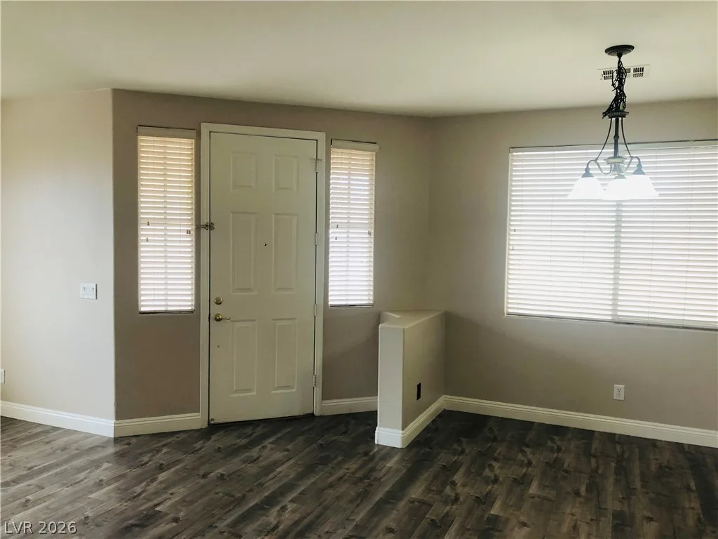 7606 Brambleberry Court — photo 4