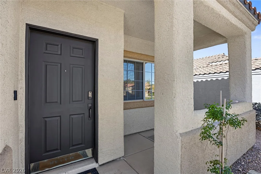 1421 Dragon Rock Drive — photo 3