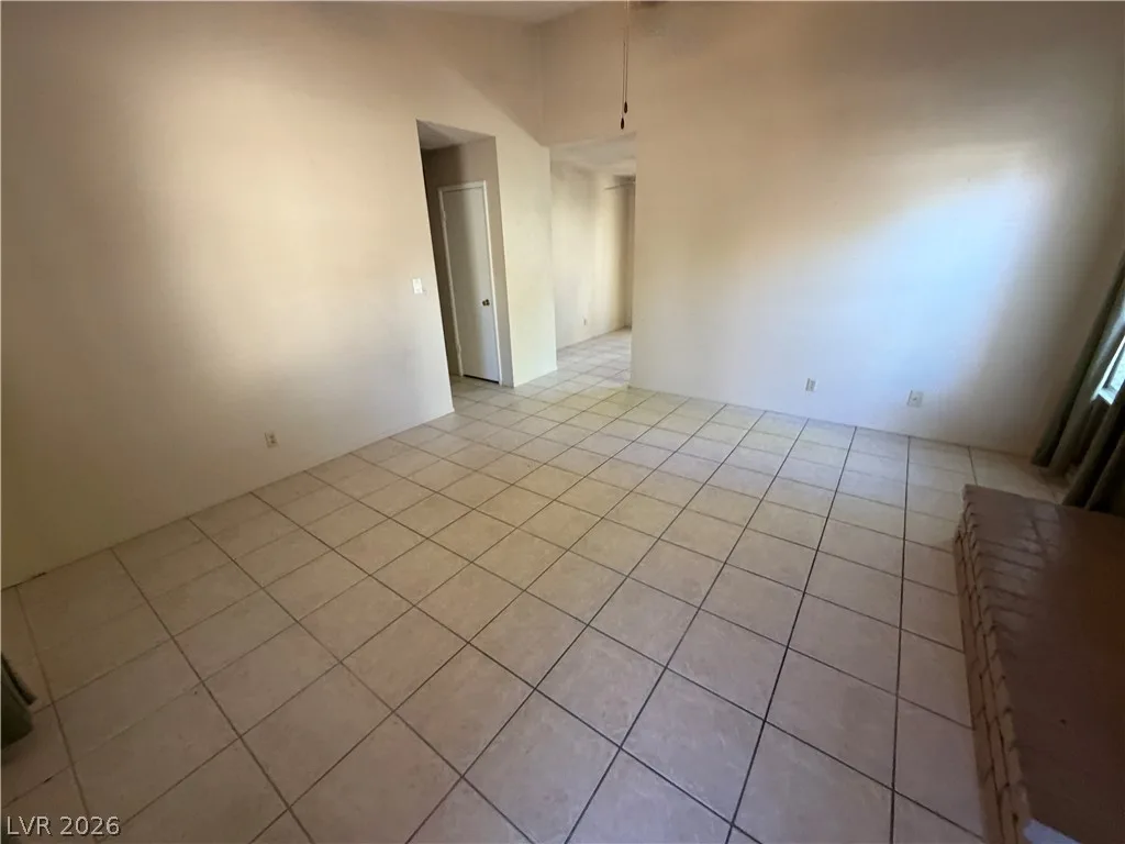 8913 BORLA Drive — photo 5