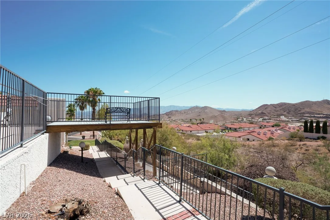 687 Marina Drive 32 — photo 4