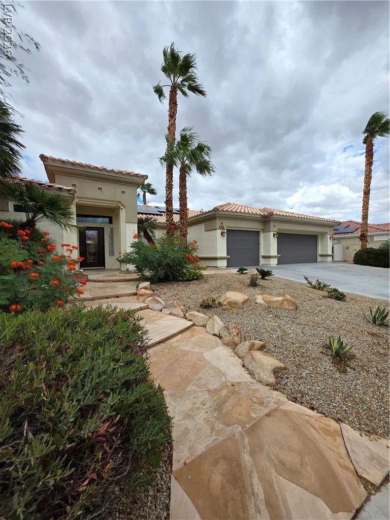 7430 Bisonwood Avenue — photo 1