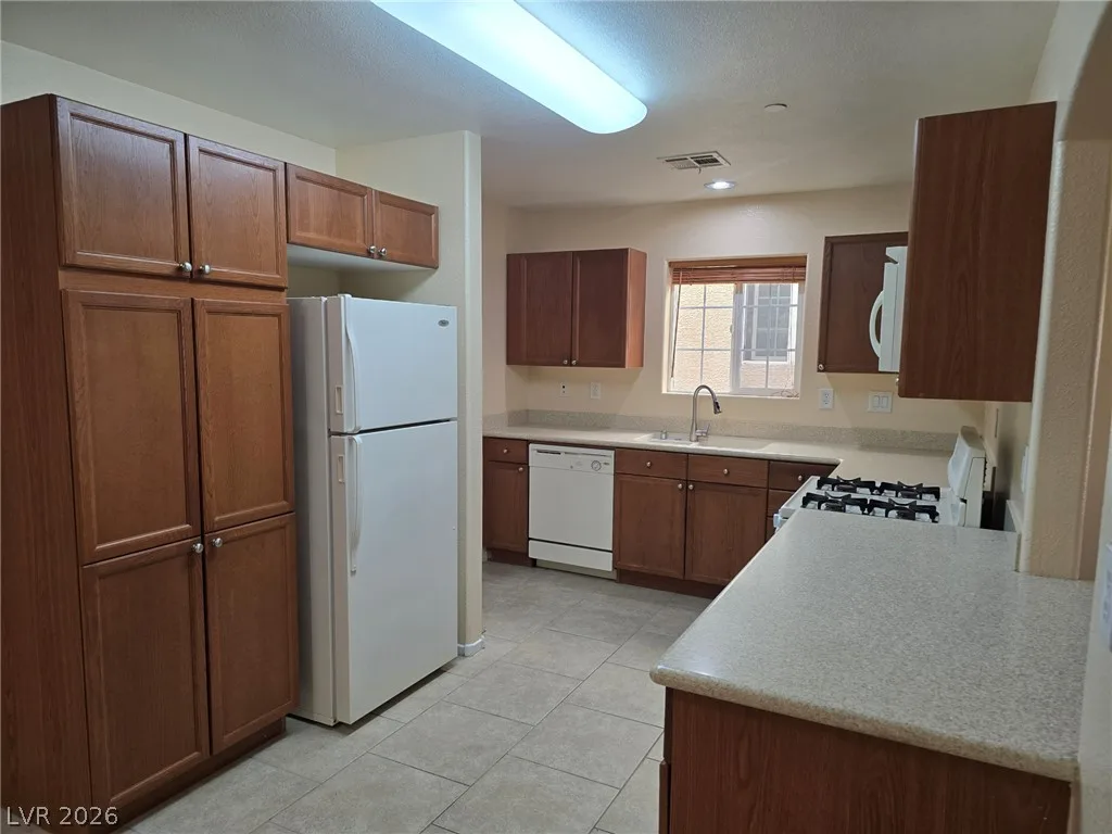 9160 Column Court — photo 2