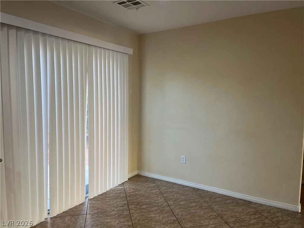 8279 AMPHORA Street 0 — photo 5