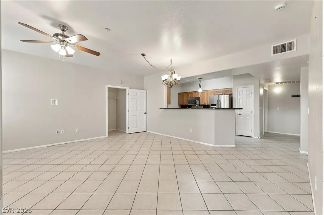5855 Valley Drive 1017 — photo 3