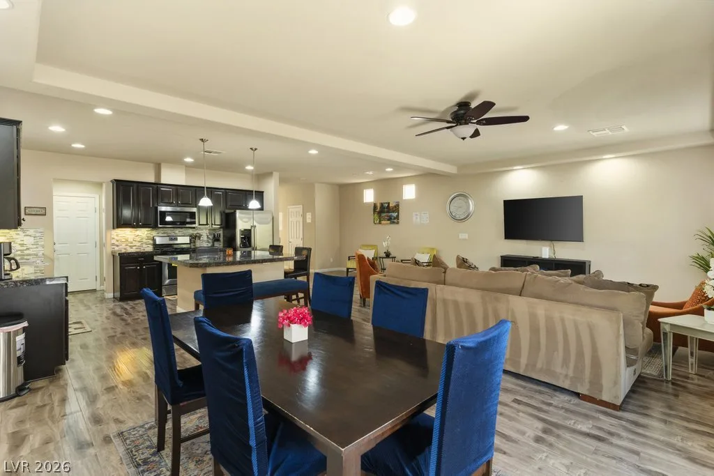 8430 Golden Amber Street — photo 4