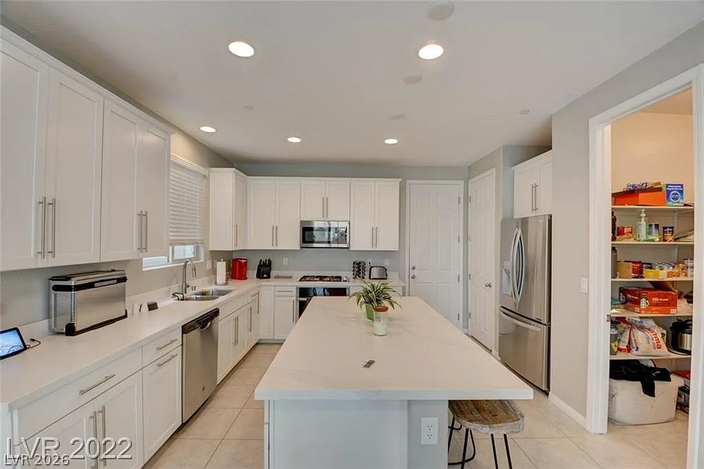340 Andy Wheeler Drive — photo 4