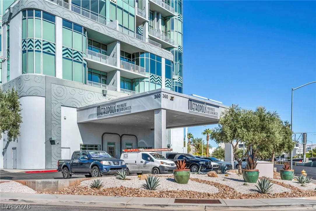 360 East Desert Inn Road 509 — photo 2