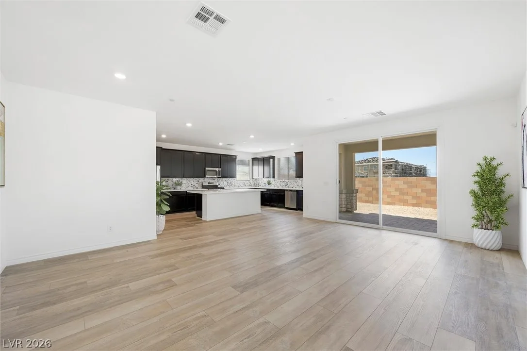 827 Aurelie Ridge Street — photo 3