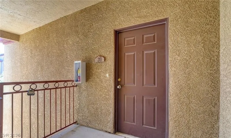 8250 North Grand Canyon Drive 2113 — photo 5