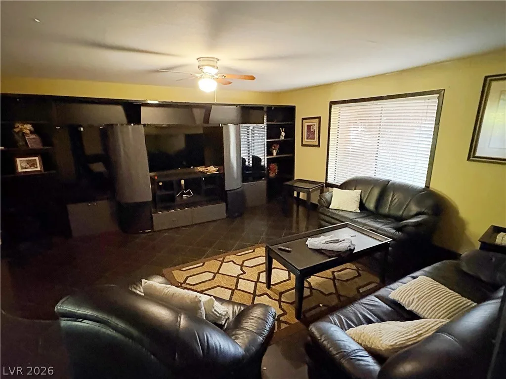 3167 El Cedro Circle — photo 3