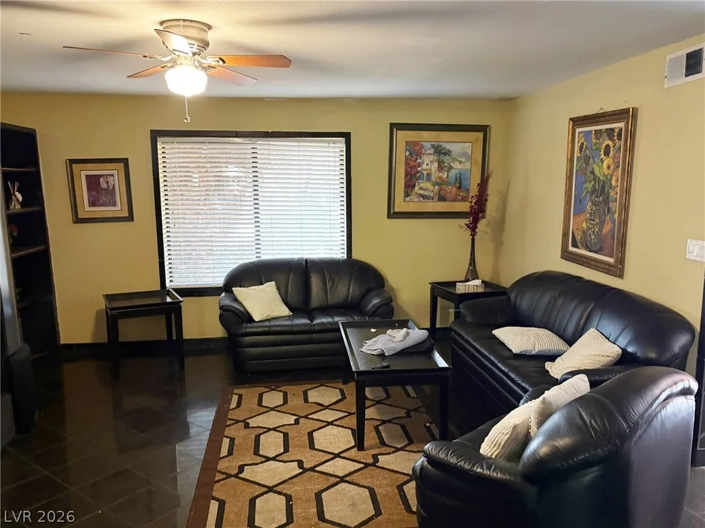 3167 El Cedro Circle — photo 4
