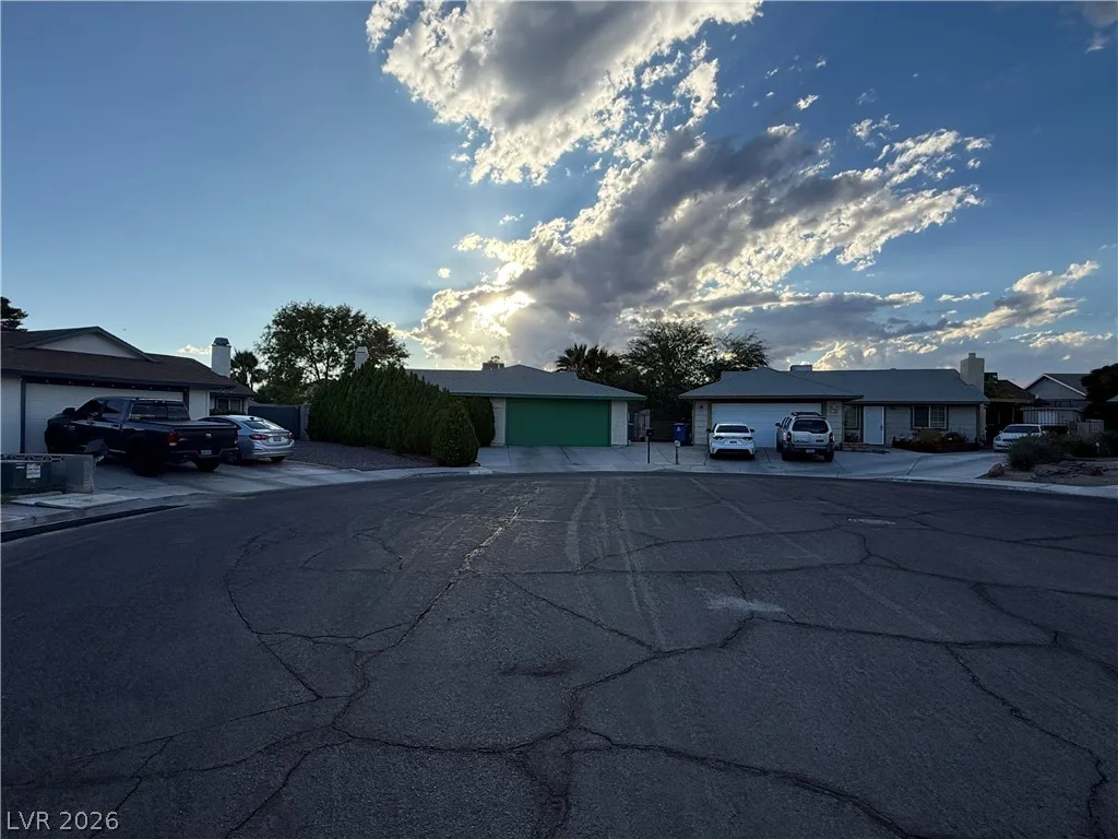 5829 Halfmoon Way — photo 4