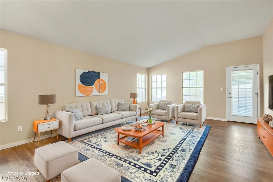 4920 Winterset Drive — photo 3