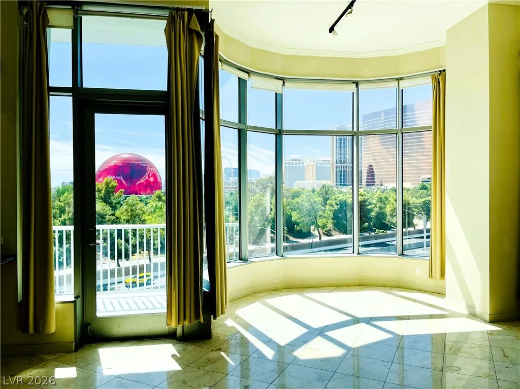 360 East Desert Inn Road 507 — photo 5