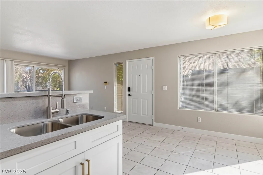 3144 Tarpon Drive 204 — photo 5