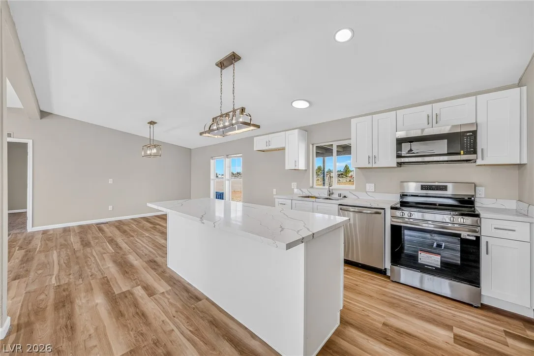 1700 Casey Road — photo 4